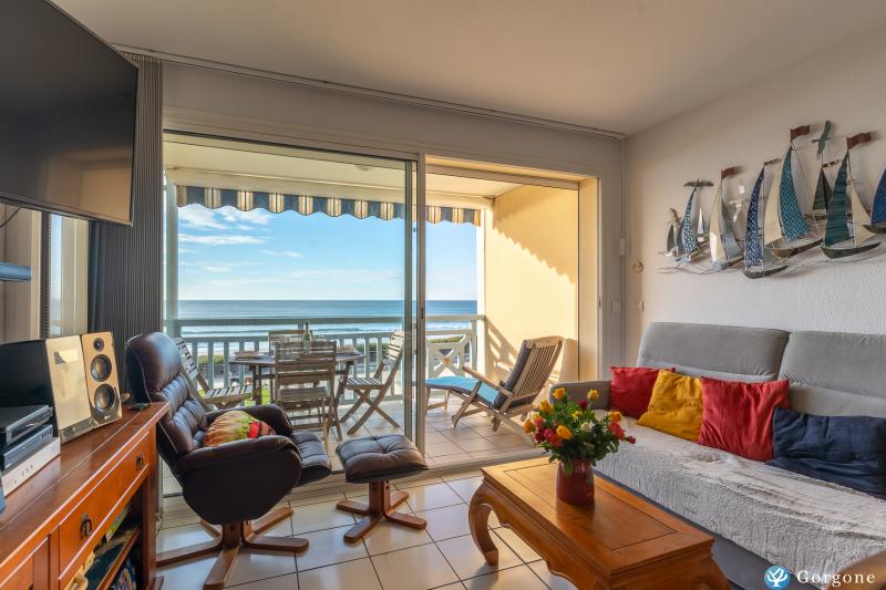 Photo n°6 de :T2 FRONT DE MER MIMIZAN Plage 4 COUCHAGES