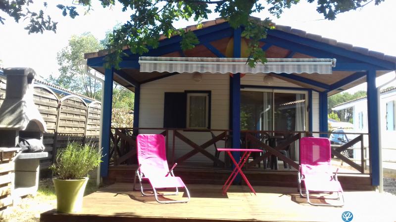 Photo n°1 de : Chalet 5 personnes avec balno et piscine extrieure chauffe prs de Mimizan Plage          