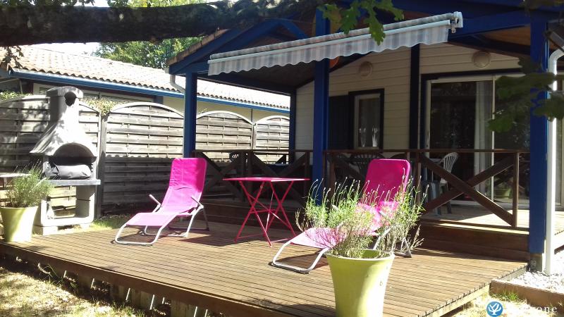 Photo n°2 de : Chalet 5 personnes avec balno et piscine extrieure chauffe prs de Mimizan Plage          