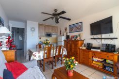 Le coin repas et kitchenette cliquez ici pour agrandir les photos de cette location à mimizan